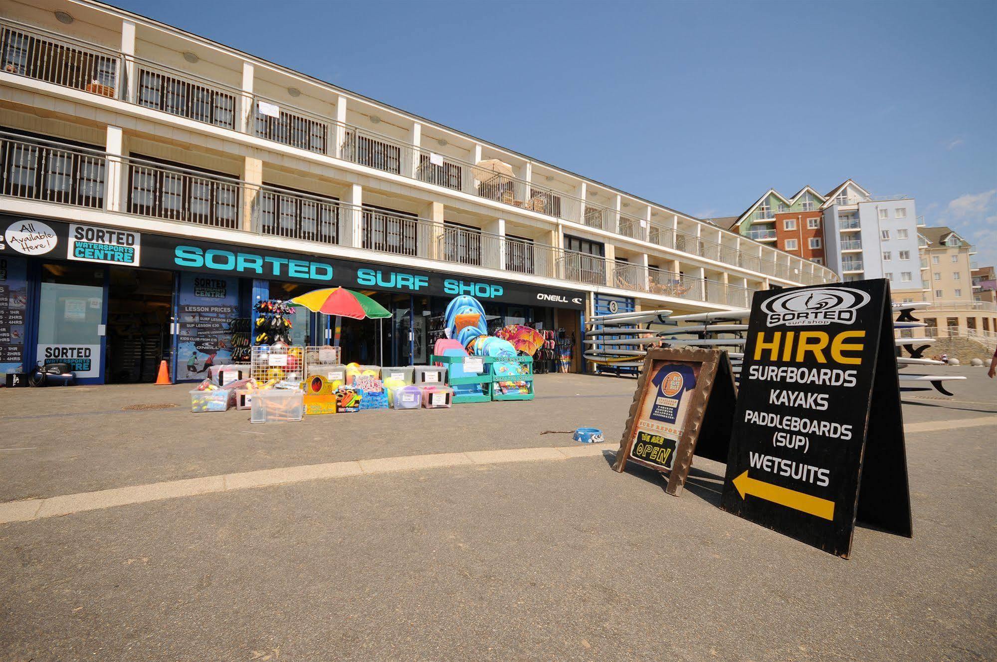 Bed and Breakfast Waves In Bournemouth Exterior foto